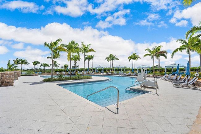 19659 Rugged Trunk Trl, House other with 3 bedrooms, 3 bathrooms and null parking in Loxahatchee FL | Image 48