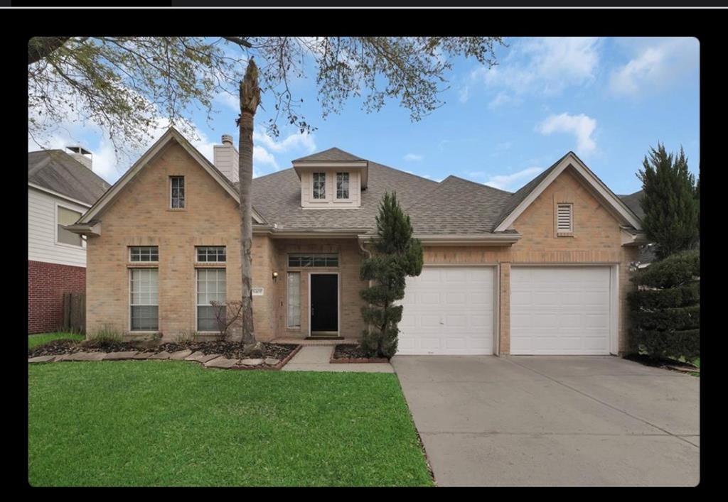 Masonglen Ct, Sugar Land, TX 77479