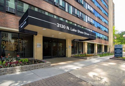 apt-714-3130 Lake Shore Dr, Chicago, IL, 60657-4917 | Card Image