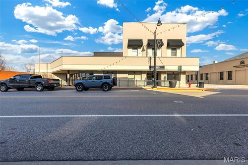 suite-1-102 N Main St, Columbia, IL, 62236-1702 | Card Image