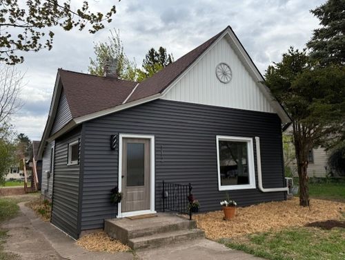 112 3rd Ave, Shell Lake, WI, 54871-9702 | Card Image