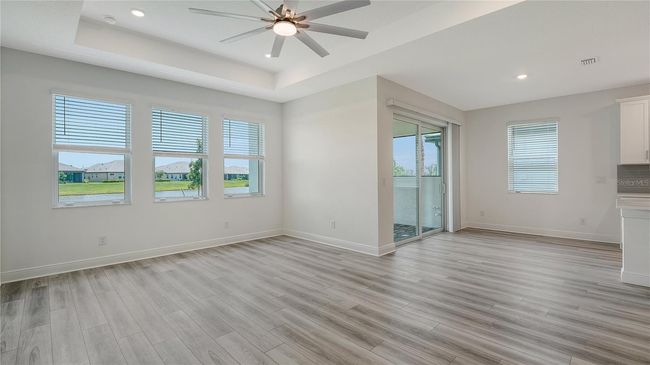 17340 Savory Mist Cir, House other with 4 bedrooms, 3 bathrooms and null parking in BRADENTON FL | Image 7