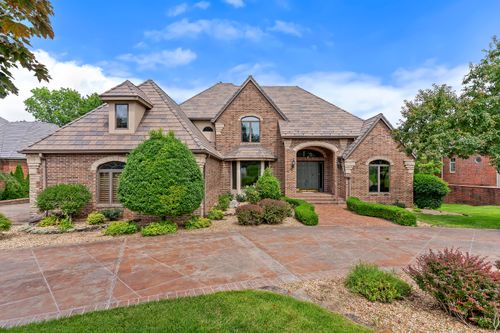5418 S Castlebay Dr, Springfield, MO, 65809-4668 | Card Image