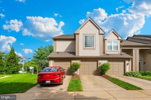 806-20000 Gateshead Cir, GERMANTOWN, MD, 20876-6318 | Card Image