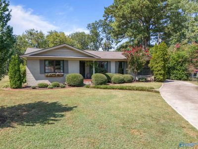 1200 W Cleermont Circle Se, House other with 4 bedrooms, 3 bathrooms and null parking in Huntsville AL | Image 1