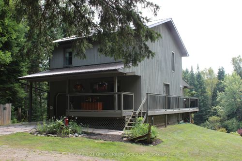 1082 Green Lake Rd, Algonquin Highlands, ON, K0M1S0 | Card Image