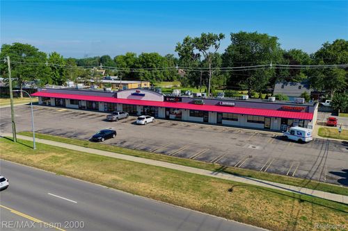 28416 5 Mile Road, Livonia, MI, 48154 | Card Image
