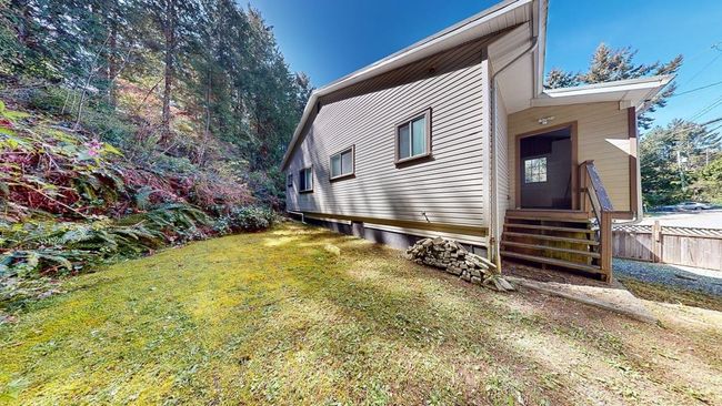 5667 Rutherford Road, House other with 3 bedrooms, 2 bathrooms and 5 parking in Halfmoon Bay BC | Image 26