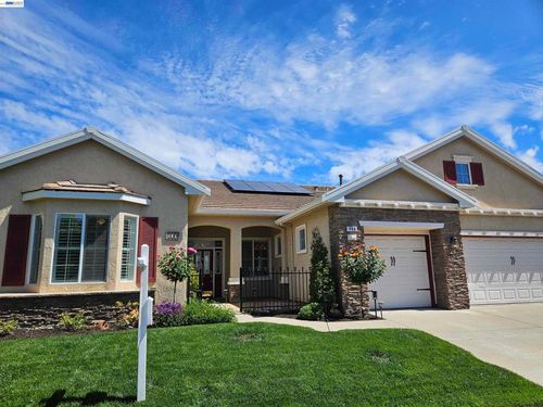 709 Richardson Dr, Brentwood, CA, 94513 | Card Image