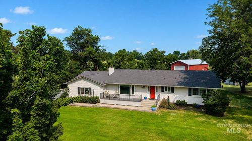 110 E Sales Yard Rd, Emmett, ID, 83617-9422 | Card Image