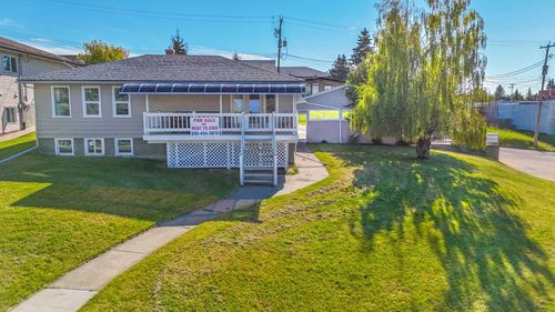 5015 51 St, Rocky Mountain House, AB, T4T1W9 | Card Image