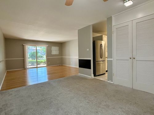 unit-112-930 Beau Dr, Des Plaines, IL, 60016-5840 | Card Image