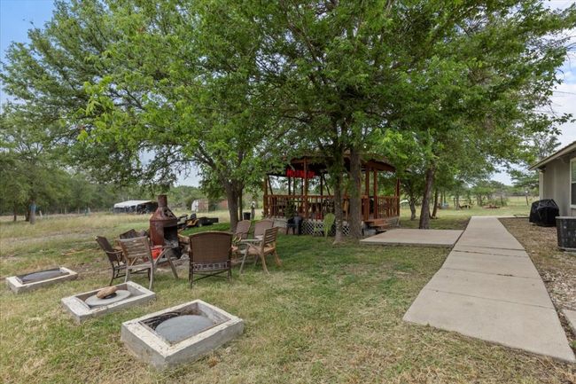 7406 Nez Perce Trce, House other with 3 bedrooms, 2 bathrooms and 4 parking in Manor TX | Image 14