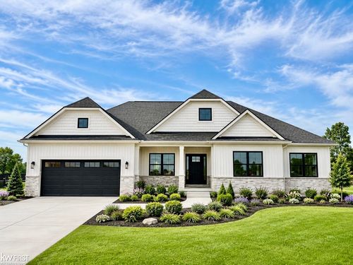 5483 Championship Dr, Linden, MI, 48451-9305 | Card Image