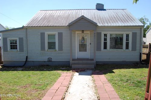 621 Ferry St, Loudon, TN, 37774-1102 | Card Image