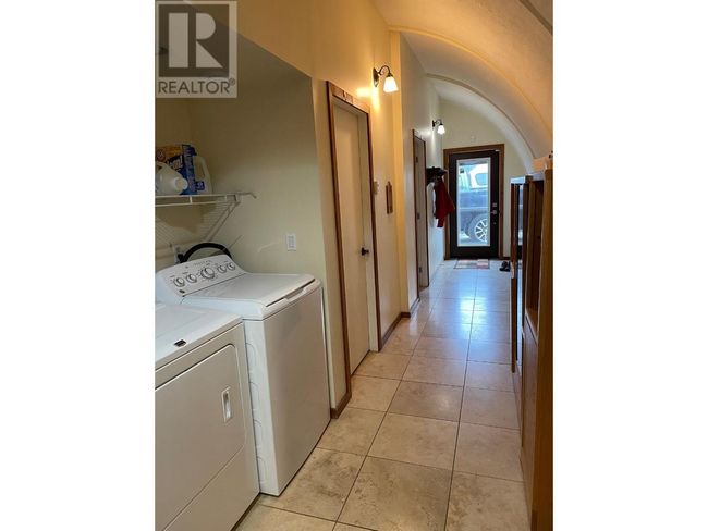 1910 Hulme Creek Rd, House other with 3 bedrooms, 2 bathrooms and 1 parking in Kootenay Boundary BC | Image 12