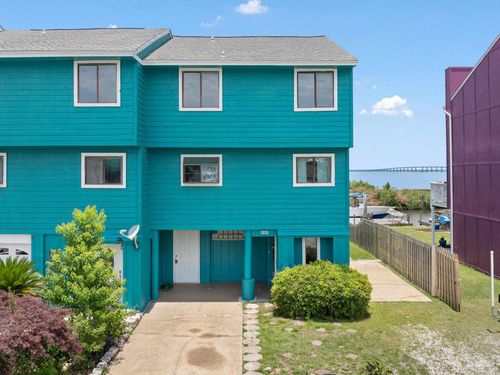 3222 Quiet Water Ln, Gulf Breeze, FL, 32563-2756 | Card Image