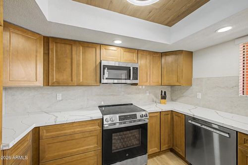 114-4303 E Cactus Rd, Phoenix, AZ, 85032-7638 | Card Image