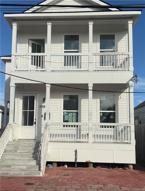 1717-1715-1717 N Robertson St, New Orleans, LA, 70116-1249 | Card Image