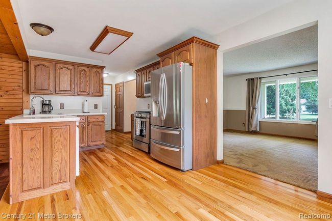 1190 Stonehenge Rd, House other with 3 bedrooms, 2 bathrooms and null parking in Flint MI | Image 9