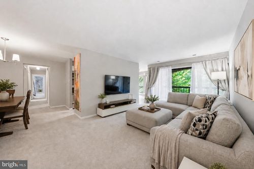 248-11252 Chestnut Grove Sq, RESTON, VA, 20190-5146 | Card Image