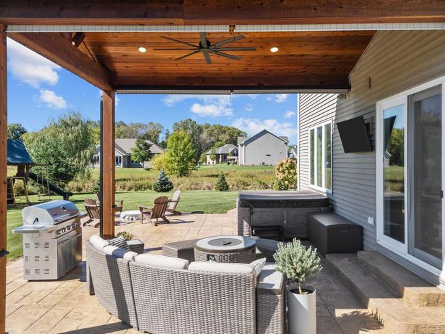 1464 Plains Avenue, House other with 4 bedrooms, 4 bathrooms and null parking in NEENAH WI | Image 8