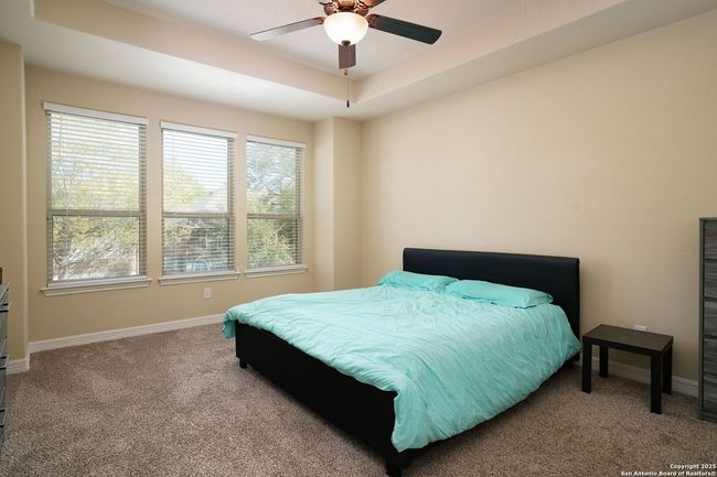228 Comanche Trl, House other with 4 bedrooms, 3 bathrooms and null parking in Cibolo TX | Image 15