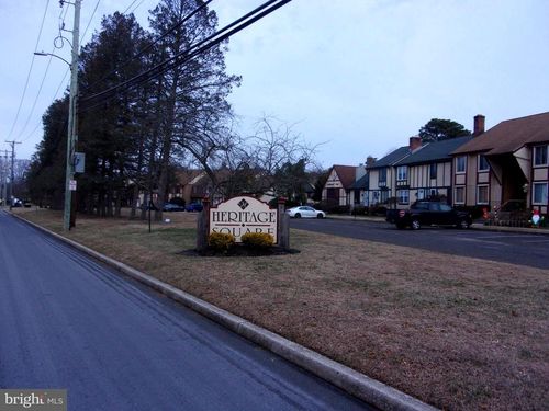 48 Chelsea Cir, CLEMENTON, NJ, 08021-4223 | Card Image