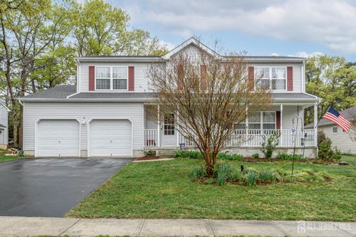 5 Clinton Ct, Barnegat, NJ, 08005-3202 | Card Image