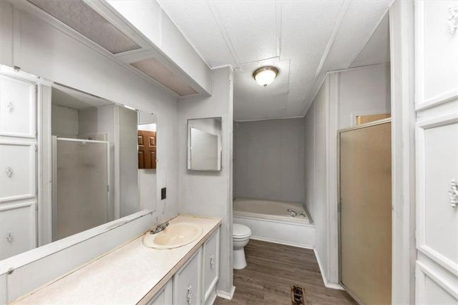 2017 S Deshon Rd, House other with 3 bedrooms, 2 bathrooms and 2 parking in lithonia GA | Image 19