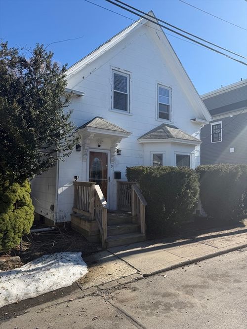 9 Chilton St, Plymouth, MA, 02360-3803 | Card Image