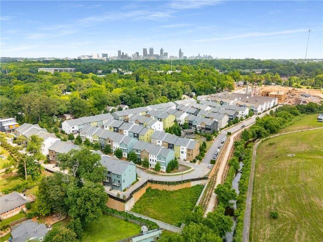 752 Winton Way, Townhouse with 3 bedrooms, 4 bathrooms and null parking in Atlanta GA | Image 46