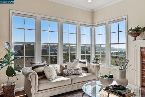 1620 Saint Francis Ct, Benicia, CA, 94510-2801 | Card Image