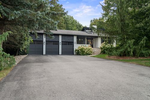 46 Munshaw Crt, King, ON, L7B0E8 | Card Image