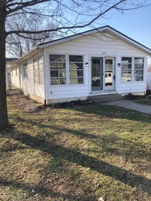 225 3rd St, Kirkersville, OH, 43033-7549 | Card Image