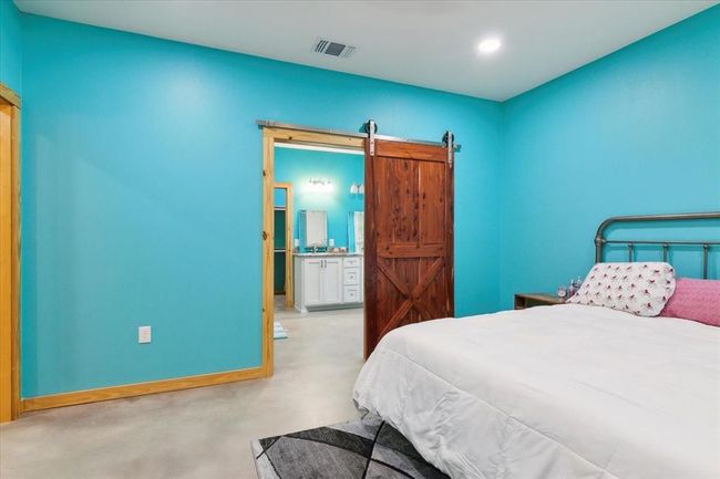13052 Fm 1818, House other with 3 bedrooms, 2 bathrooms and null parking in Huntington TX | Image 16