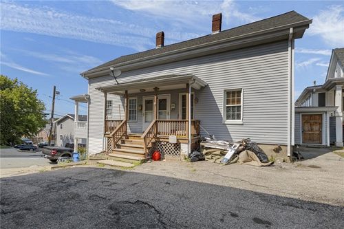 84 Spring St, Manville, RI, 02838-3118 | Card Image