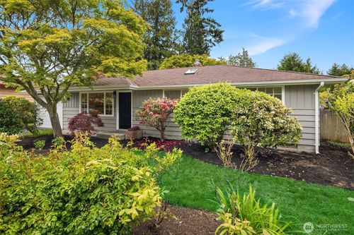 24109 106th Pl W, Edmonds, WA, 98020-5728 | Card Image