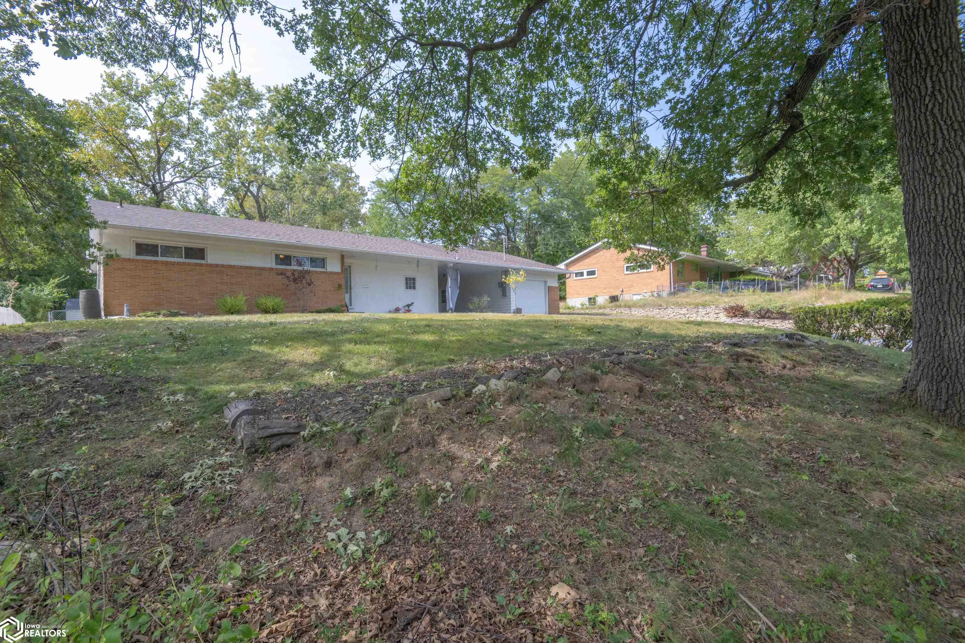 Jefferson St, Ottumwa, IA 52501