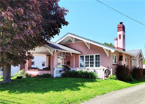 732 Commonwealth Ave Ne, Massillon, OH, 44646-4556 | Card Image