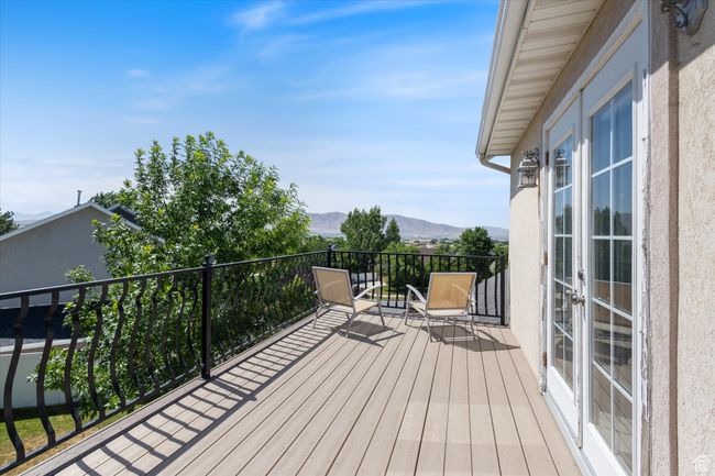 Trex deck with mountain views | Image 26