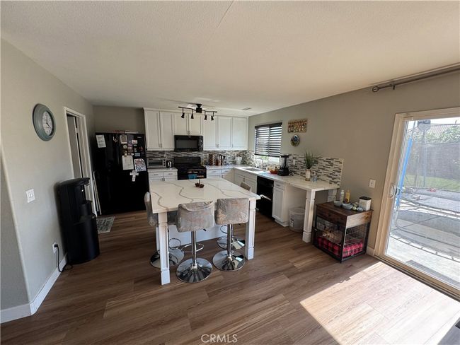 7671 Indian Canyon Cir, House other with 4 bedrooms, 2 bathrooms and 2 parking in Corona CA | Image 5