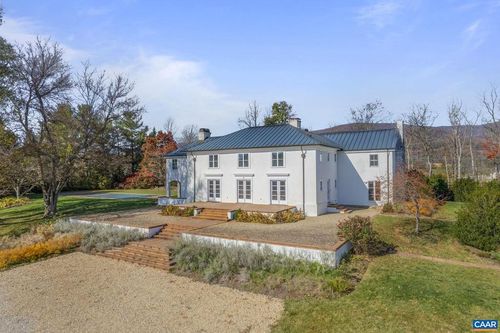 7537 Rockfish Gap Tpke, GREENWOOD, VA, 22943-1802 | Card Image