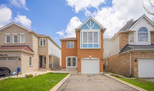 108 Black Forest Dr, Brampton, ON, L6R2E6 | Card Image
