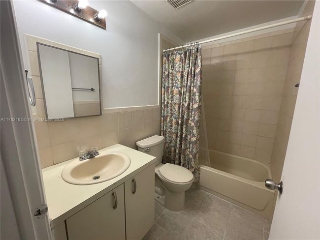 APT-203 - 14970 Sw 82 Nd Ln, Condo with 2 bedrooms, 3 bathrooms and null parking in Miami FL | Image 26