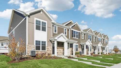 3219 Matlock Dr, Yorkville, IL, 60560-2106 | Card Image