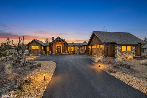 17800 Sw Chaparral Dr, Powell Butte, OR, 97753-0456 | Card Image