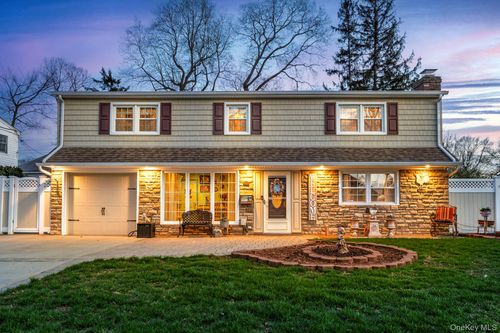 3628 Princeton Dr N, Wantagh, NY, 11793-3544 | Card Image