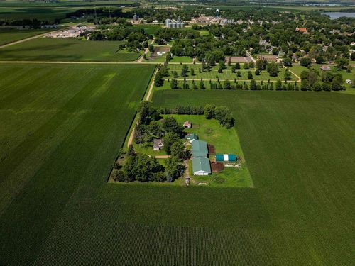 725 110th St, Sherburn, MN, 56171-1233 | Card Image