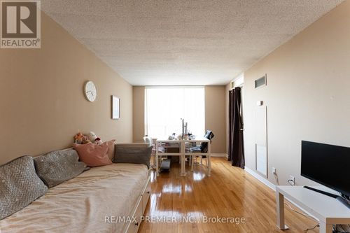 504-19 Northern Heights Drive, Richmond Hill (Langstaff), ON, L4B4M4 | Card Image